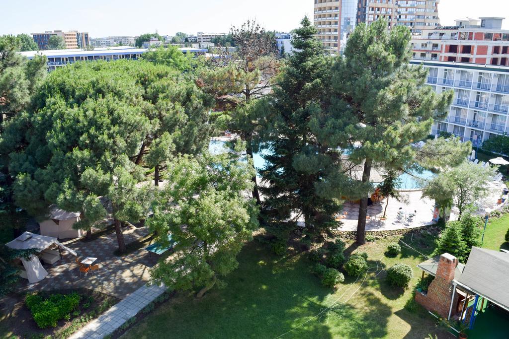 Balaton Hotel Sunny Beach Exterior photo
