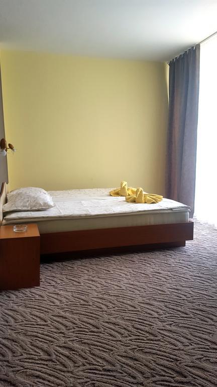 Balaton Hotel Sunny Beach Exterior photo