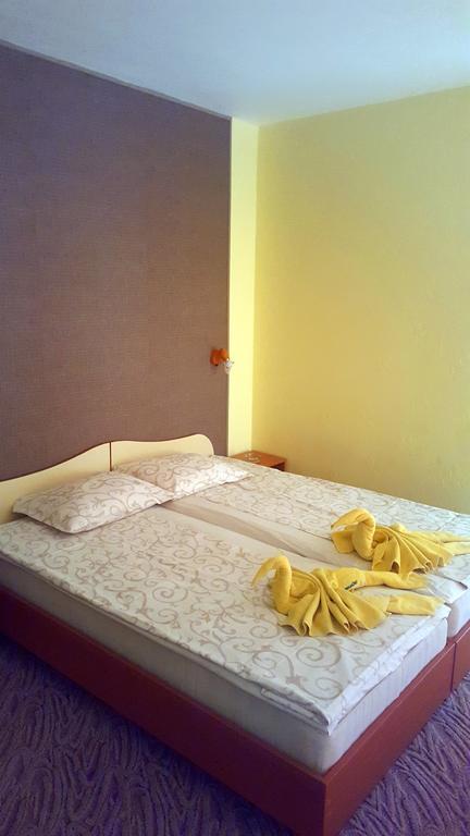 Balaton Hotel Sunny Beach Exterior photo