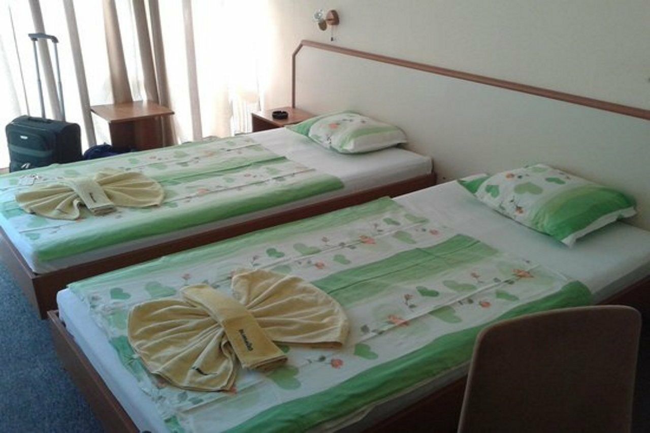 Balaton Hotel Sunny Beach Exterior photo