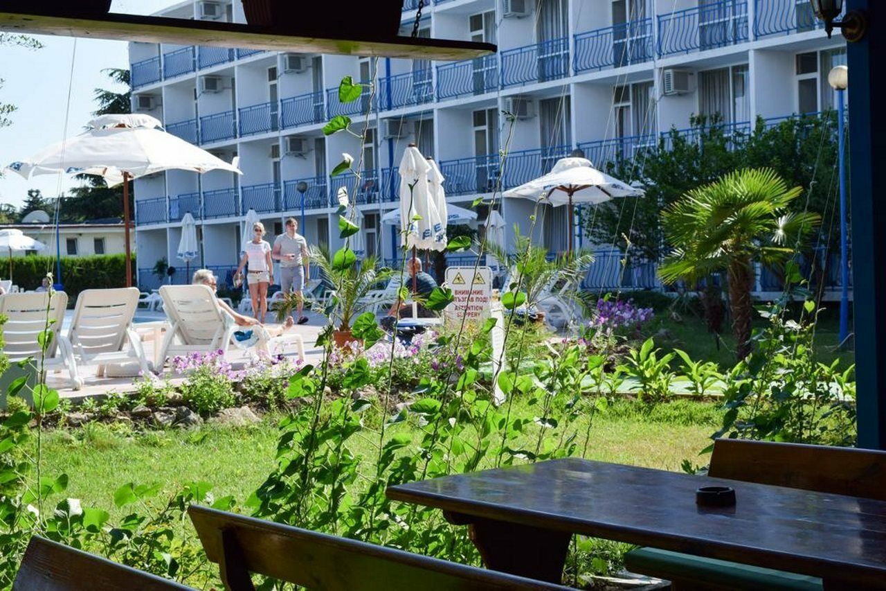 Balaton Hotel Sunny Beach Exterior photo