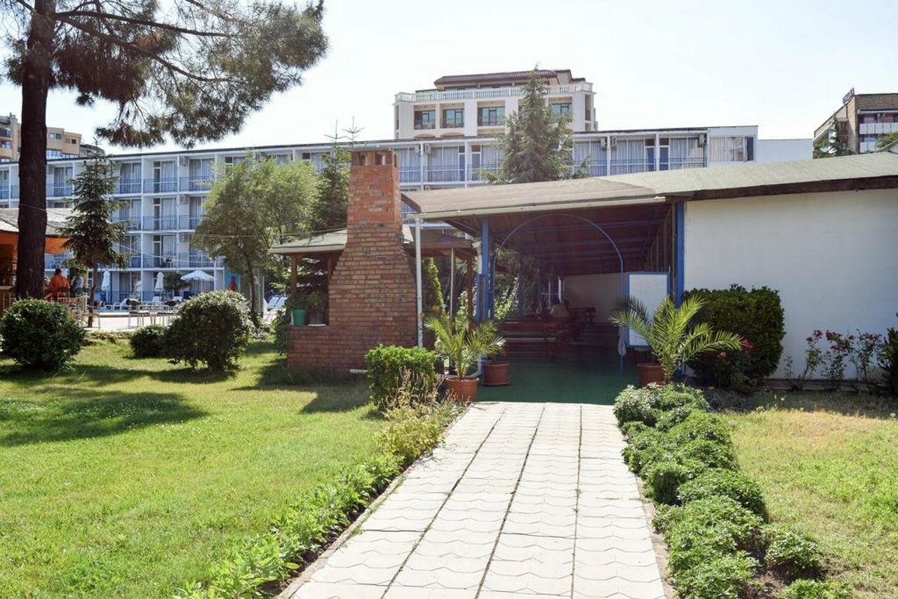 Balaton Hotel Sunny Beach Exterior photo