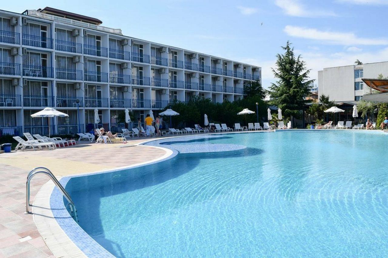 Balaton Hotel Sunny Beach Exterior photo