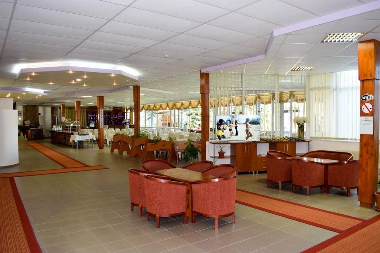 Balaton Hotel Sunny Beach Exterior photo